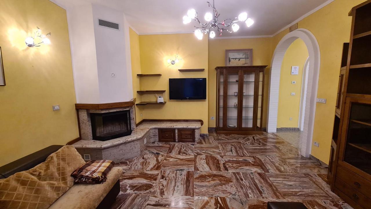 Luxury Apartment Pavullo Nel Frignano Esterno foto